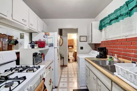 8895 Balboa Dr, Cincinnati, OH 45231 photo 12