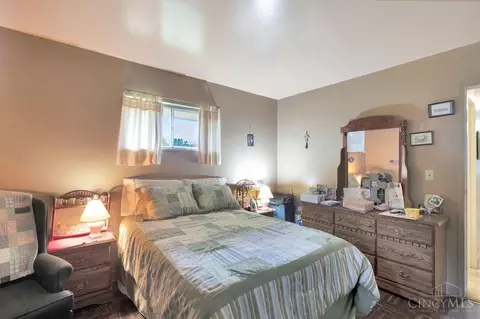 8895 Balboa Dr, Cincinnati, OH 45231 photo 19