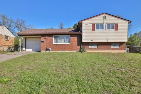 1670 Newbrook Dr, Cincinnati, OH 45231