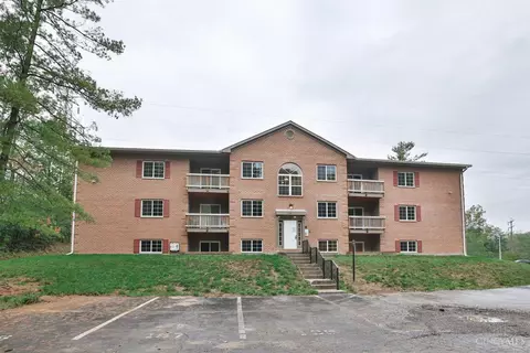 1605 Augusta Blvd #182, Fairfield, OH 45014