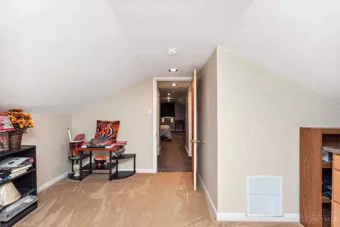 Entry Way - 725 State St, Georgetown, OH 45121 photo 3 of 3