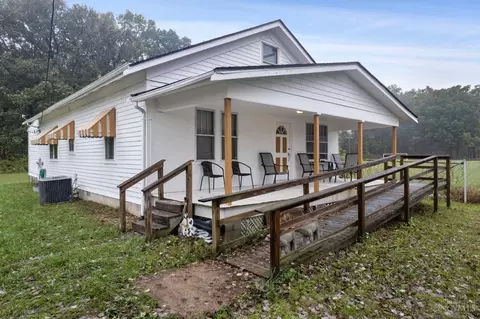 725 State St, Georgetown, OH 45121