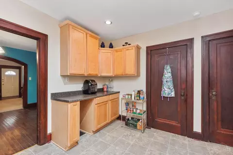 Entry Way - 725 State St, Georgetown, OH 45121 photo 1 of 3