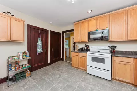 Kitchen - 725 State St, Georgetown, OH 45121 photo 3 of 3