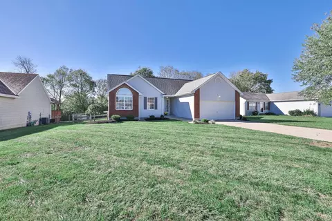 679 Ridgepoint Ln, Monroe, OH 45050 photo 2