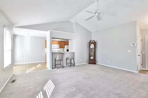 679 Ridgepoint Ln, Monroe, OH 45050 photo 6