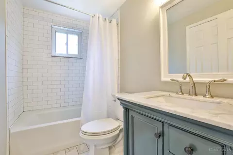 Bath - 11251 Pippin Rd, Cincinnati, OH 45231 photo 2 of 2