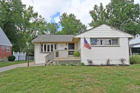 7818 Buckeye Cres, Madeira, OH 45243