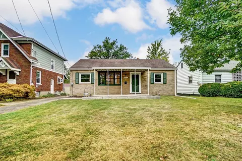7405 Bernard Ave, Mount Healthy, OH 45231
