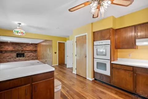 7632 Fairwind Dr, Montgomery, OH 45242 photo 9