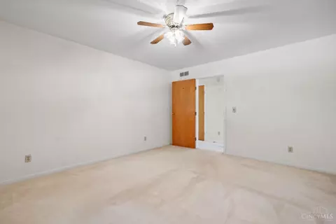 7632 Fairwind Dr, Montgomery, OH 45242 photo 16