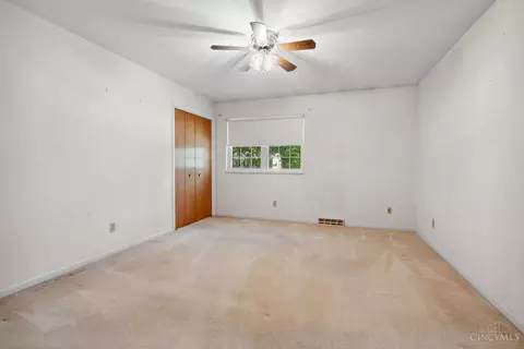 7632 Fairwind Dr, Montgomery, OH 45242 photo 17