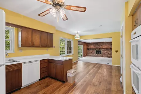 7632 Fairwind Dr, Montgomery, OH 45242 photo 10