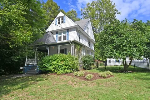 7454 Gracely Dr, Cincinnati, OH 45233