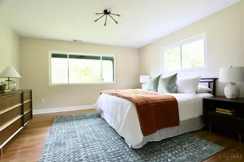 Bedroom - 3381 E Galbraith Rd, Cincinnati, OH 45236 photo 2 of 4
