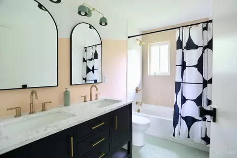 Bath - 3381 E Galbraith Rd, Cincinnati, OH 45236 photo 6 of 6