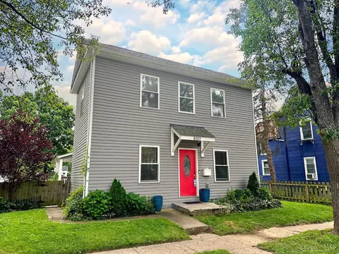 6017 Chandler St, Cincinnati, OH 45227