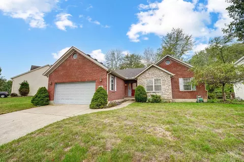 173 Wyndham Dr, Hamilton Township, OH 45039