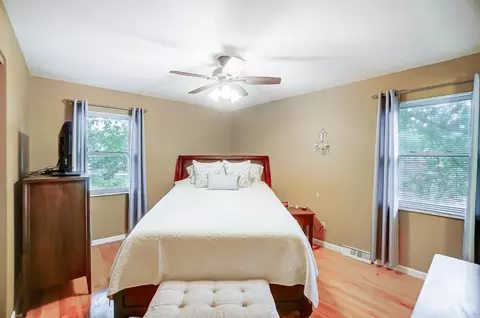 Bedroom - 5475 Courier Ct, Cincinnati, OH 45238 photo 1 of 5