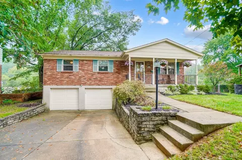 5475 Courier Ct, Cincinnati, OH 45238