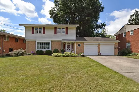 5631 Candlelite Ter, Cincinnati, OH 45238