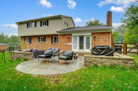 Exterior - 9801 Delray Dr, Montgomery, OH 45242 photo 4 of 8