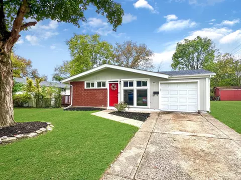 10943 Carnegie Dr, Forest Park, OH 45240