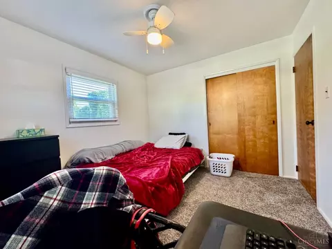 Bedroom - 3998 Simpson Ave, Fairfax, OH 45227 photo 7 of 7