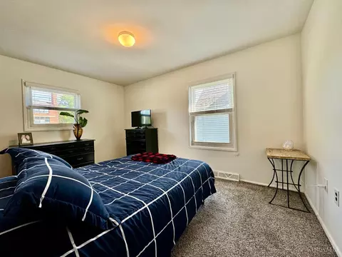 Bedroom - 3998 Simpson Ave, Fairfax, OH 45227 photo 1 of 7