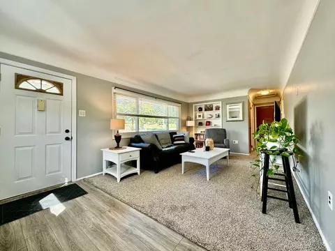 Entry Way - 3998 Simpson Ave, Fairfax, OH 45227 photo 1 of 1