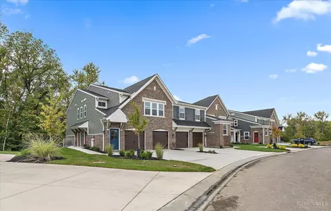 633 Tradition Rdg, Cincinnati, OH 45245