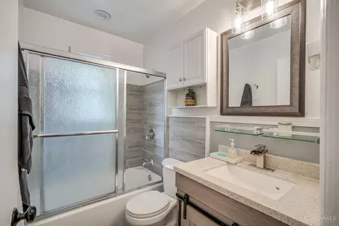 Bath - 5258 Willnet Dr, Cincinnati, OH 45238 photo 1 of 1
