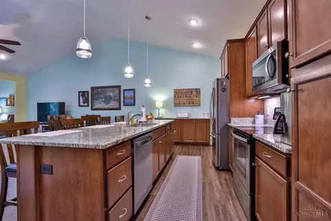 Kitchen - 541 Miami Trce, Harrison, OH 45030 photo 1 of 7