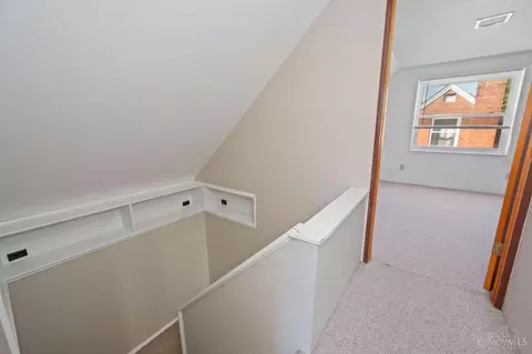Entry Way - 1851 Centerridge Ave, Cincinnati, OH 45231 photo 3 of 3