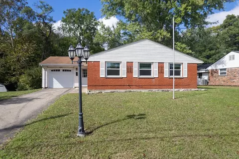 4689 Galaxy Ln, Cincinnati, OH 45244