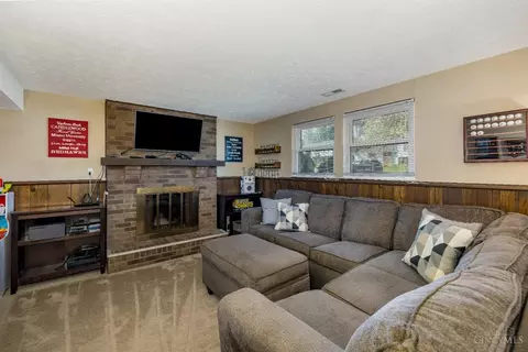12050 Hazelhurst Ln, Cincinnati, OH 45240 photo 17