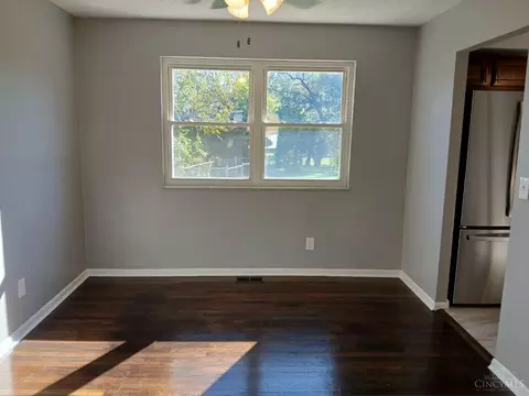 264 Deephaven Dr, Cincinnati, OH 45238 photo 5