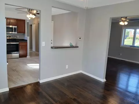 264 Deephaven Dr, Cincinnati, OH 45238 photo 4
