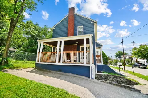 Exterior - 1551 Jonathan Ave, Cincinnati, OH 45207 photo 3 of 11