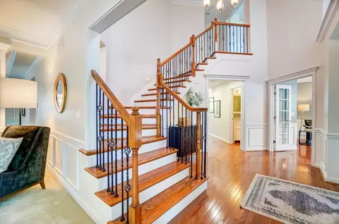 Entry Way - 7630 Keller Rd, Cincinnati, OH 45243 photo 4 of 6