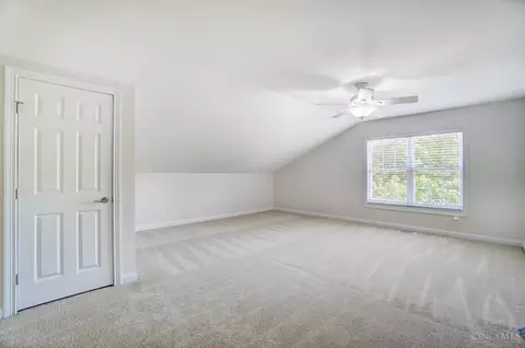 Bedroom - 7630 Keller Rd, Cincinnati, OH 45243 photo 8 of 9