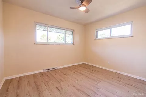 8442 Gamma Ct, Cincinnati, OH 45231 photo 10