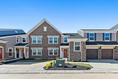 677 Tradition Rdg, Cincinnati, OH 45245