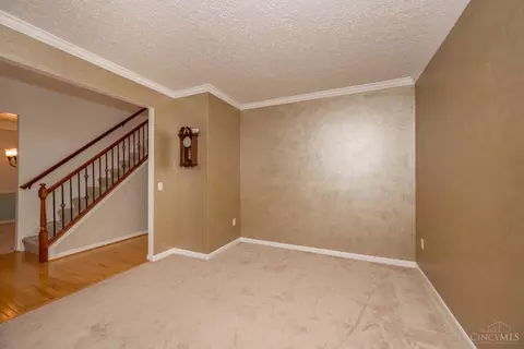 Living - 967 Oak Forest Dr, Morrow, OH 45152 photo 1 of 8