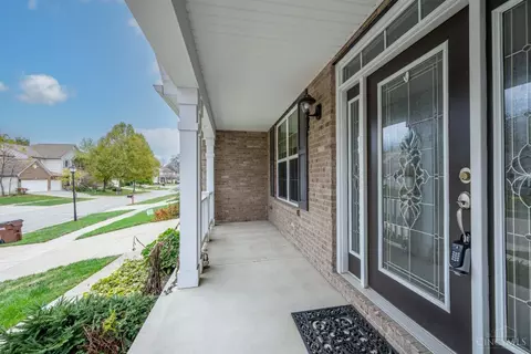 Exterior - 967 Oak Forest Dr, Morrow, OH 45152 photo 5 of 10