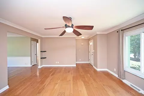 Living - 1702 Tiffany Ln, Cincinnati, OH 45230 photo 8 of 9