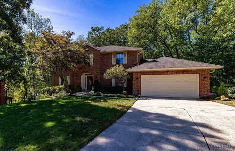 1635 Oak Valley Dr, Fairfield, OH 45014