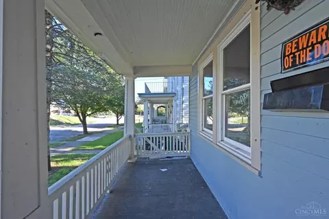 Exterior - 4509 Clearview Ave, Cincinnati, OH 45205 photo 3 of 6