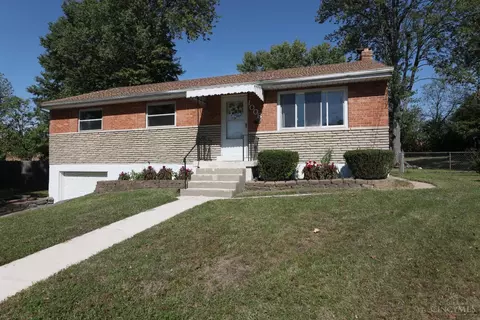 1008 Pelican Dr, Cincinnati, OH 45231