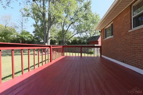 Exterior - 1008 Pelican Dr, Cincinnati, OH 45231 photo 5 of 5